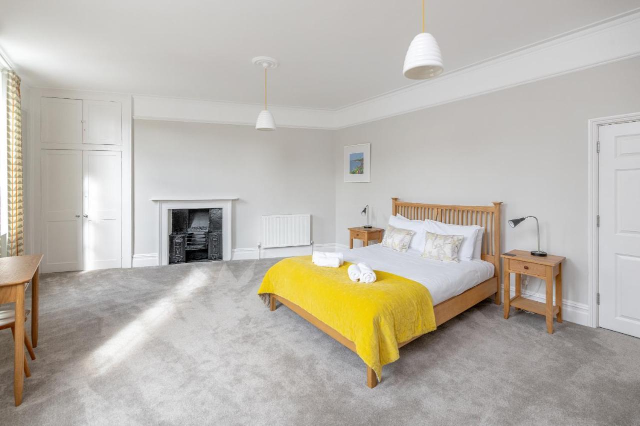 Spacious Maisonette With Parking - 10 Mins Walk From Bath Abbey - 2 Bed & 2 Bath Luaran gambar