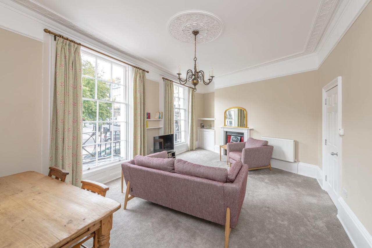 Spacious Maisonette With Parking - 10 Mins Walk From Bath Abbey - 2 Bed & 2 Bath Luaran gambar