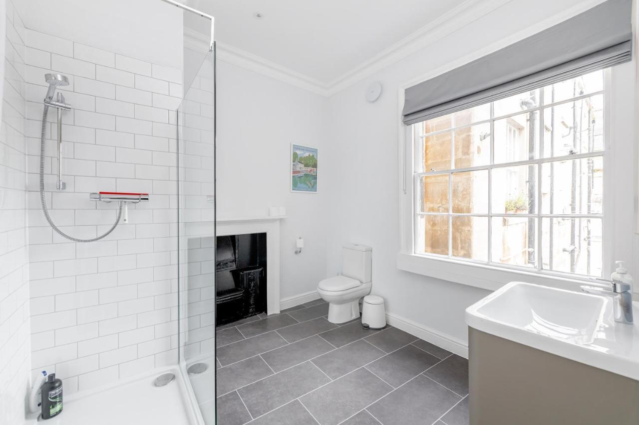 Spacious Maisonette With Parking - 10 Mins Walk From Bath Abbey - 2 Bed & 2 Bath Luaran gambar