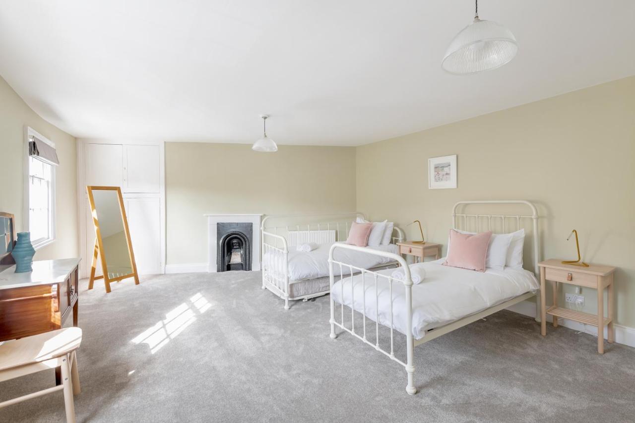 Spacious Maisonette With Parking - 10 Mins Walk From Bath Abbey - 2 Bed & 2 Bath Luaran gambar