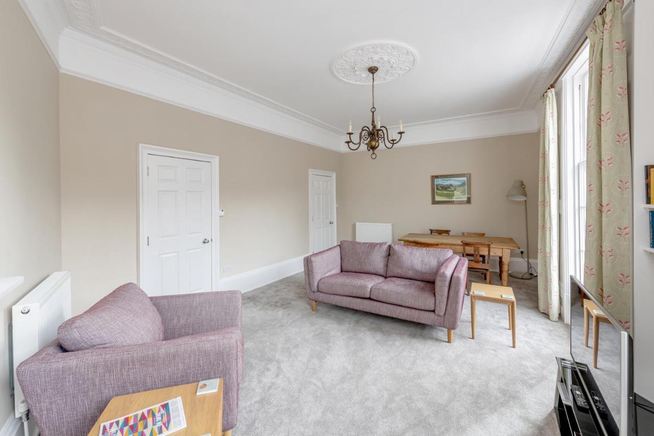 Spacious Maisonette With Parking - 10 Mins Walk From Bath Abbey - 2 Bed & 2 Bath Luaran gambar